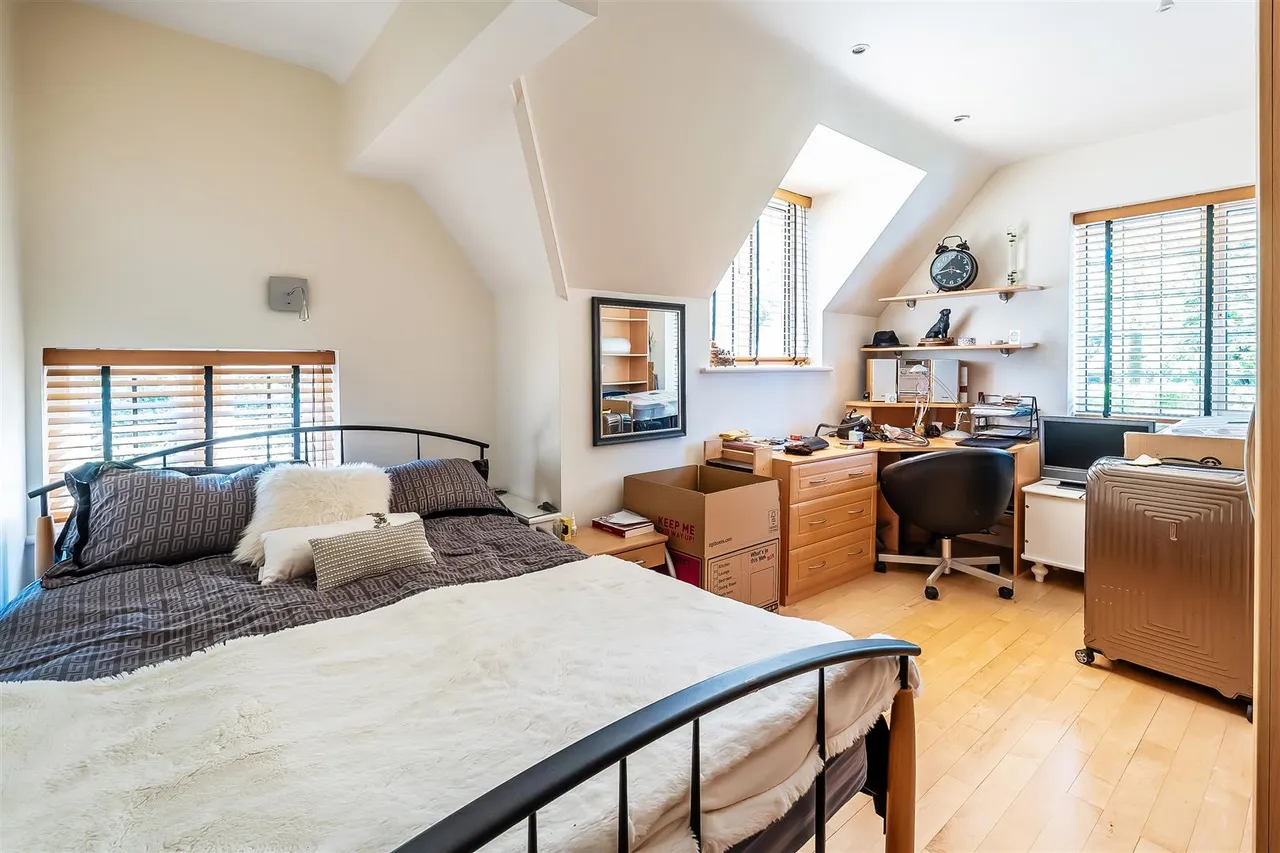 The Warren, Ashtead, KT21, photo 30