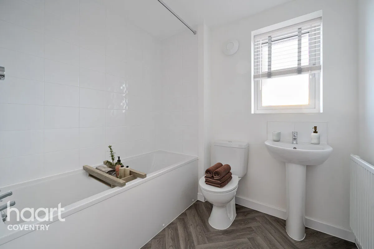 Newlands Meadow, Bedworth, CV12, photo 8