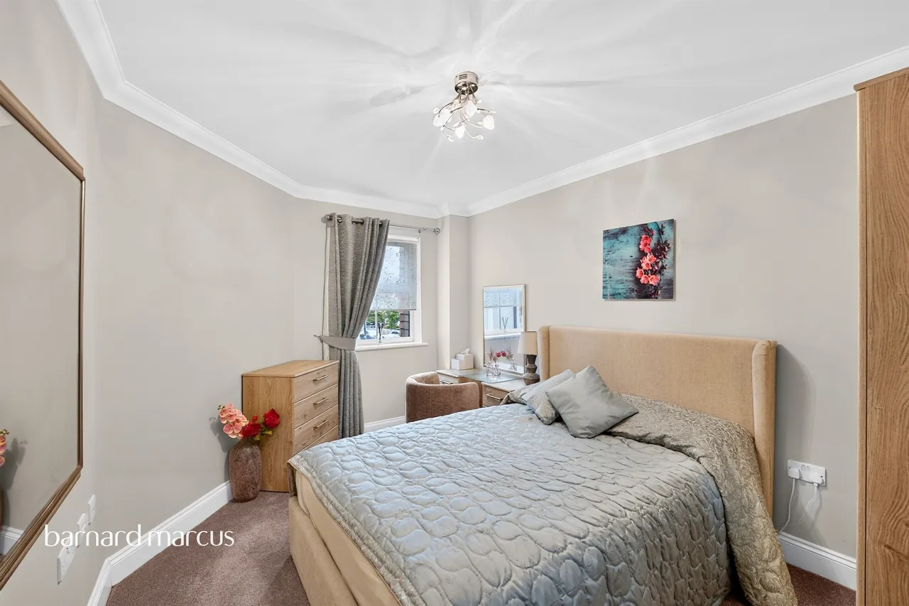 St. Helen's Road, London, SW16, photo 21