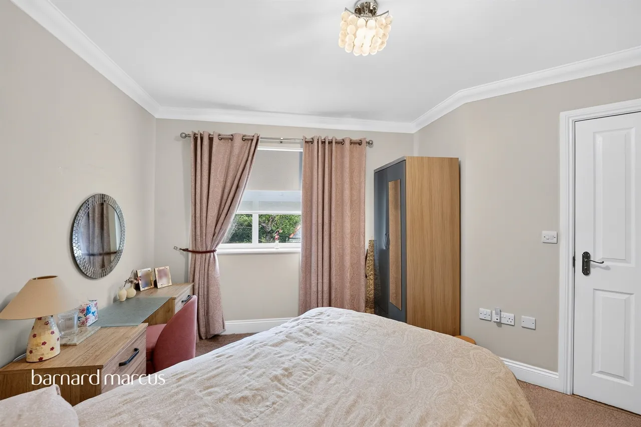 St. Helen's Road, London, SW16, photo 15