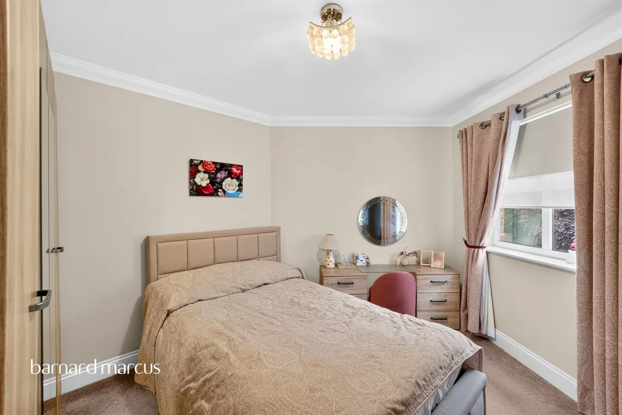 St. Helen's Road, London, SW16, photo 14