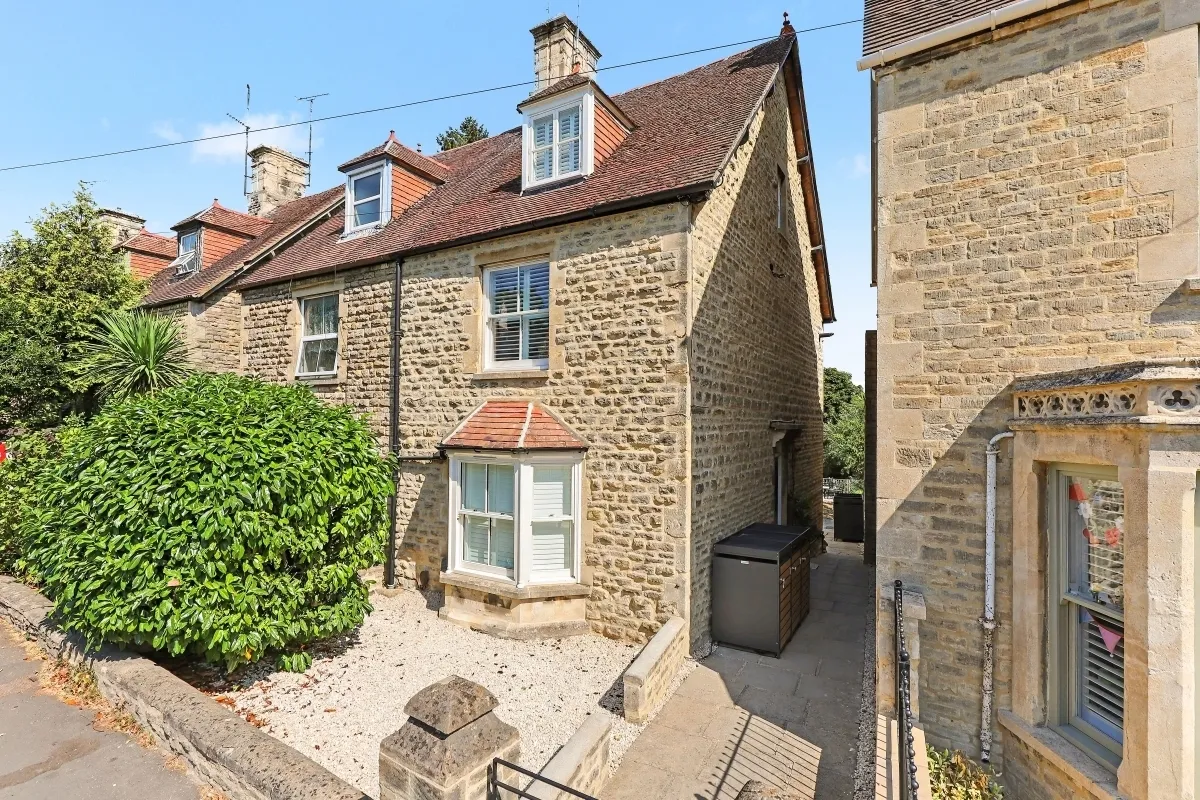 2 bed flat to rent — Mill Street Witney OX28