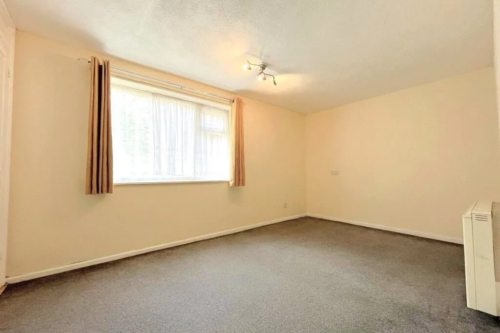 Homer Close, Gosport, PO13, photo 8