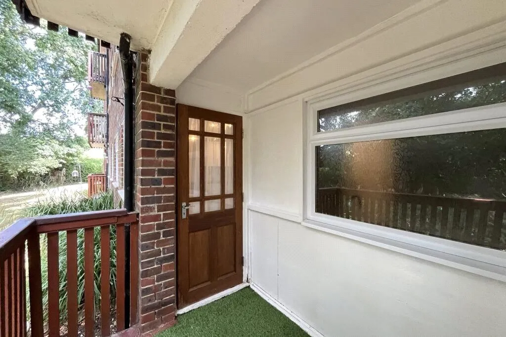 Homer Close, Gosport, PO13, photo 6