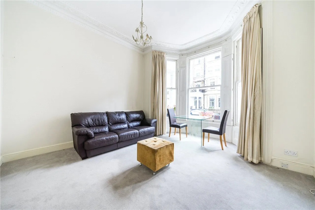 2 bed flat for sale, Lexham Gardens, London, W8