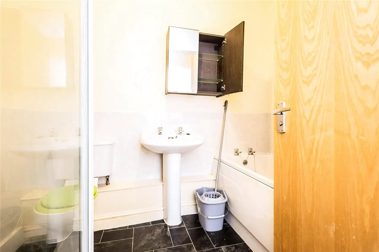Richmond Court, 50 North George Street, Salford, M3, photo 8