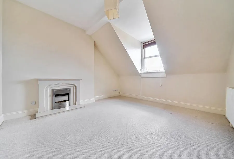 Upper Oldfield Park, BA2, photo 2