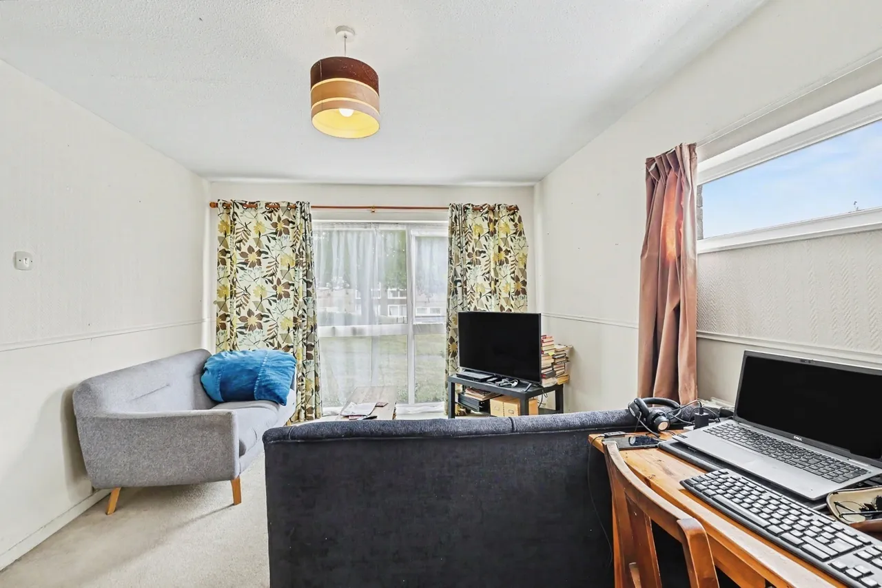Lone Pine Court, Brixworth, Northampton, Northamptonshire, NN6, photo 5