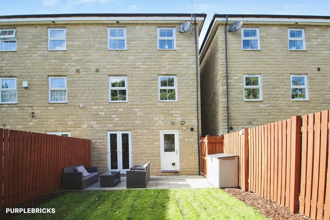 Jilling Gardens, Dewsbury, WF12, photo 24