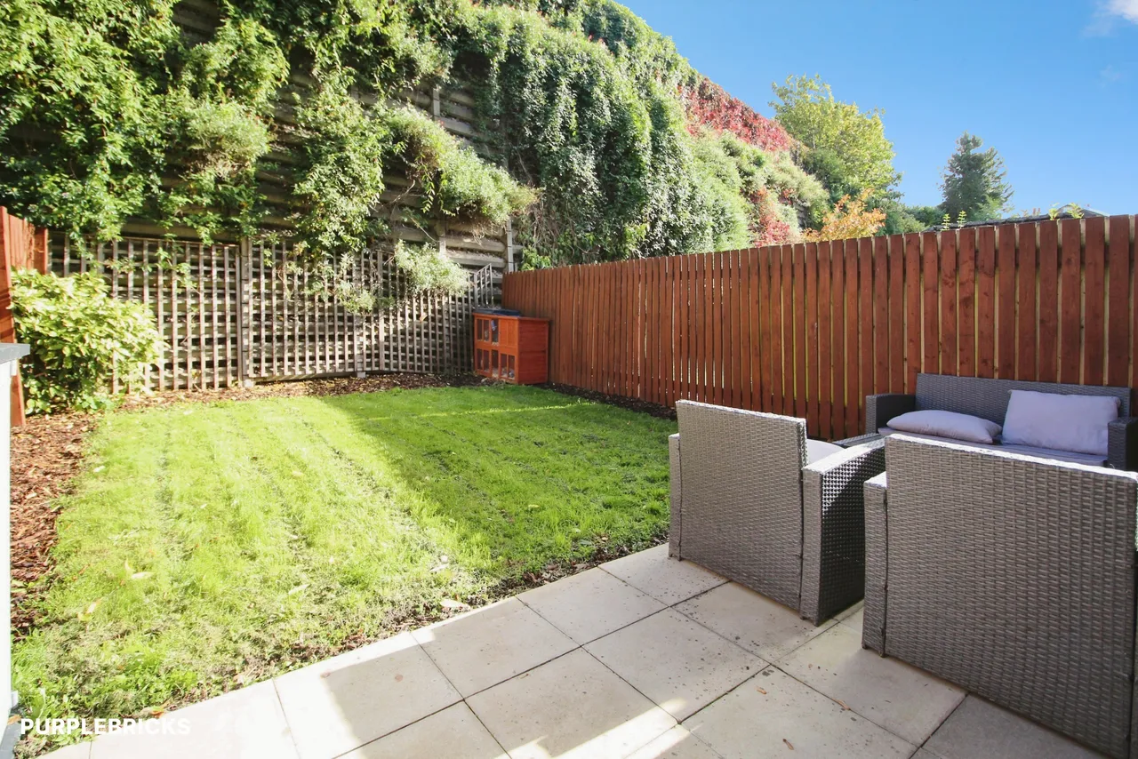 Jilling Gardens, Dewsbury, WF12, photo 25