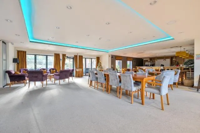 Park Gardens, Banbury, OX16, photo 16