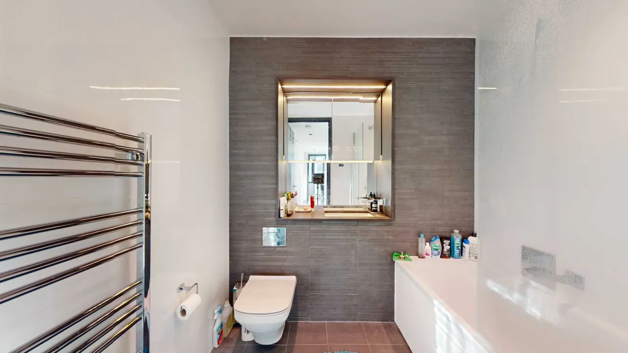 Marsh Wall, Canary Wharf, E14 9TW, photo 15