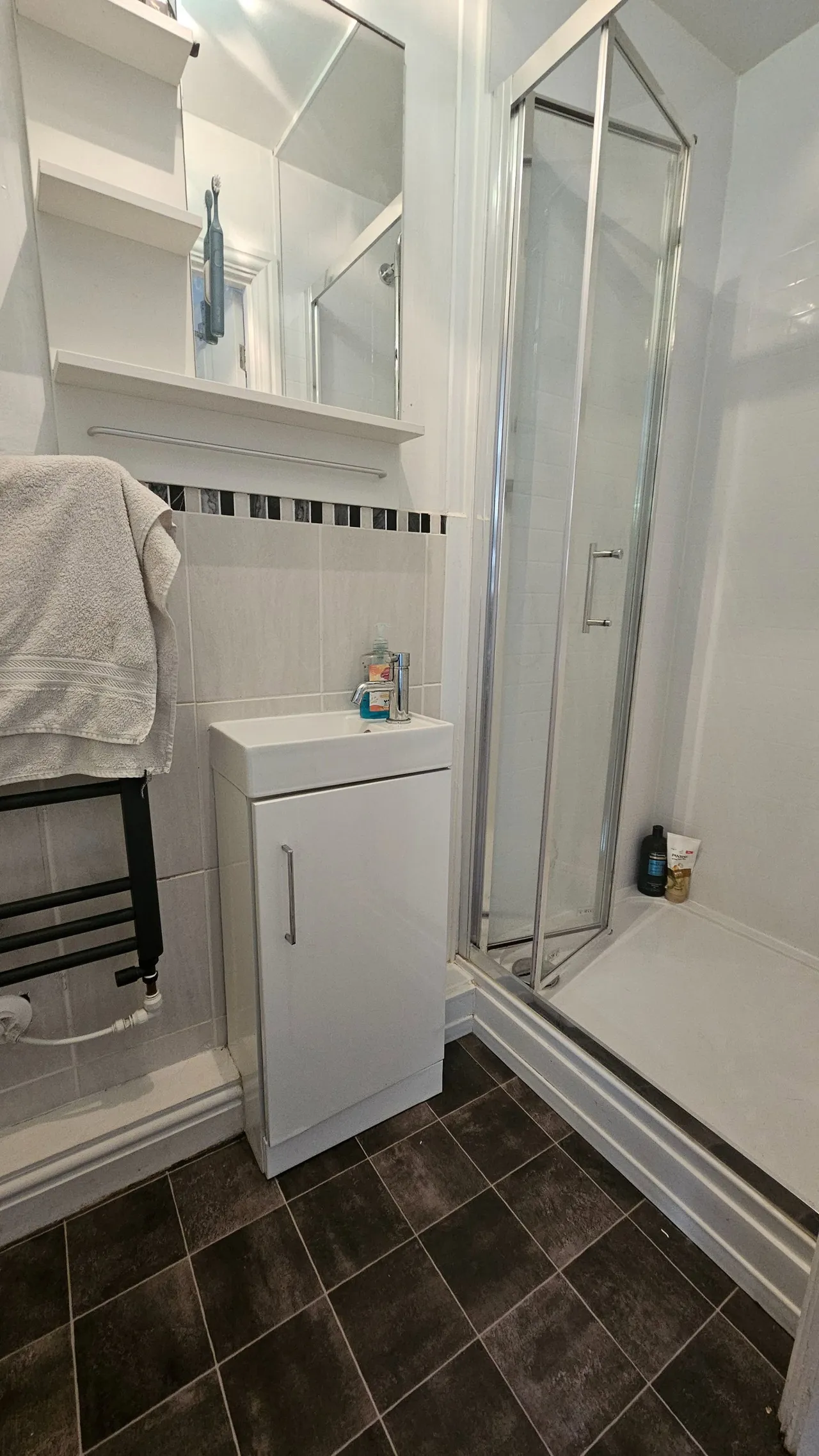 Alexander Grove, Par, PL24, photo 9