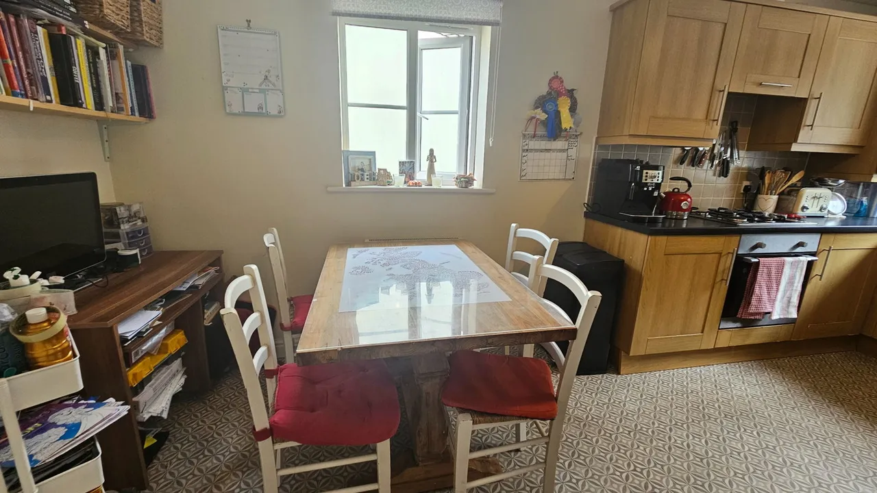 Alexander Grove, Par, PL24, photo 13