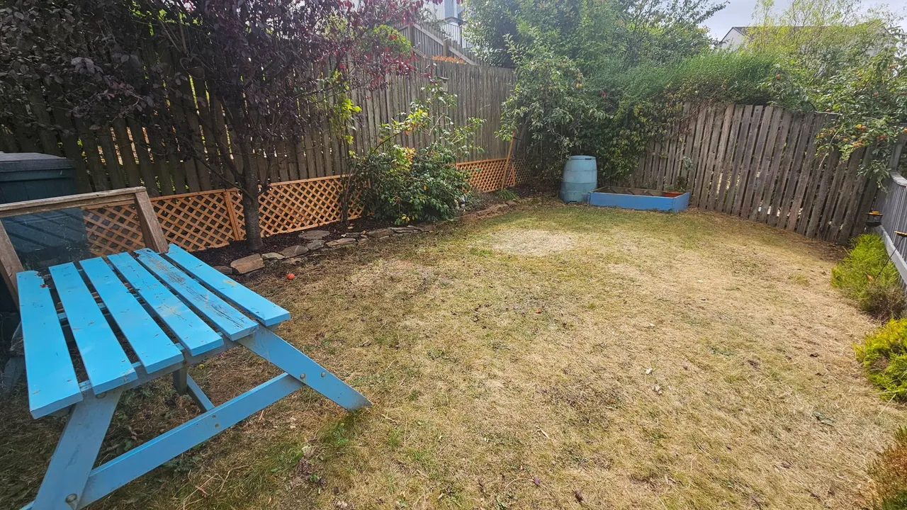 Alexander Grove, Par, PL24, photo 14