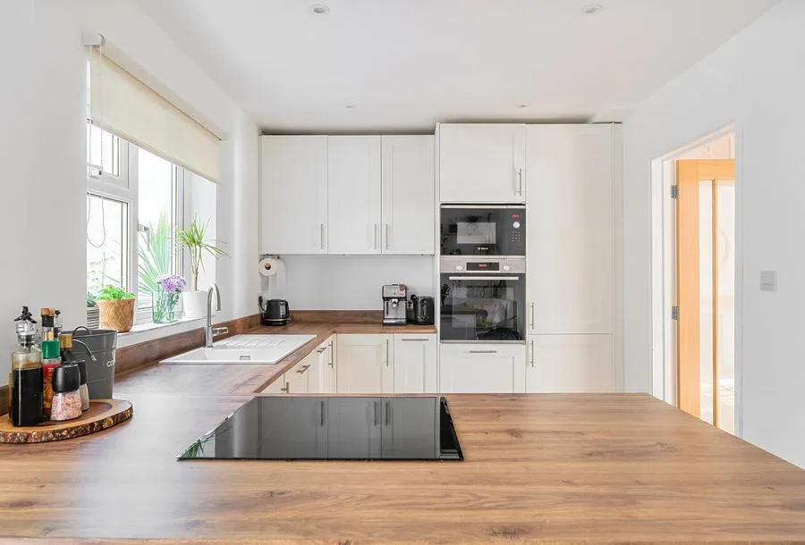 Colston Close, Winterbourne Down, BS36, photo 4