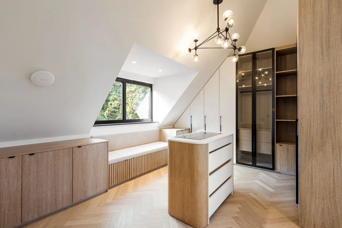 Astilbe Mansion, Brockley Hill, HA7, photo 24