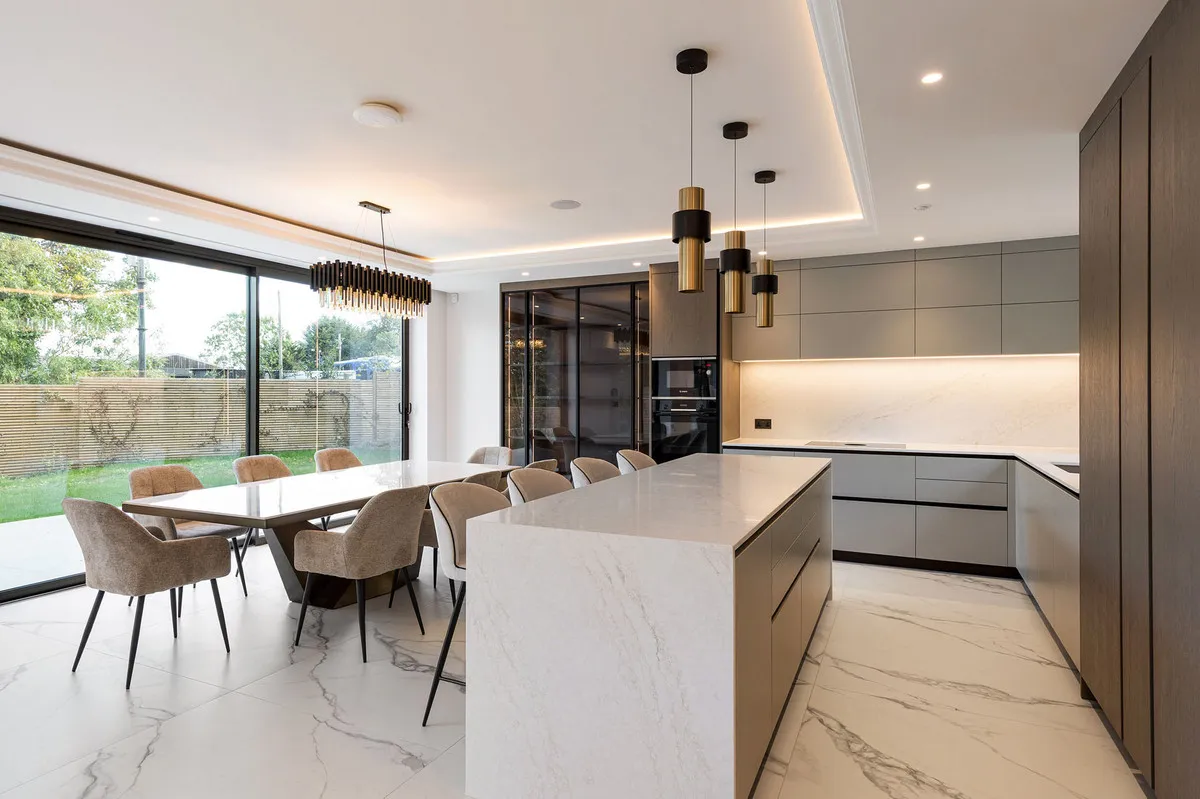 Astilbe Mansion, Brockley Hill, HA7, photo 10