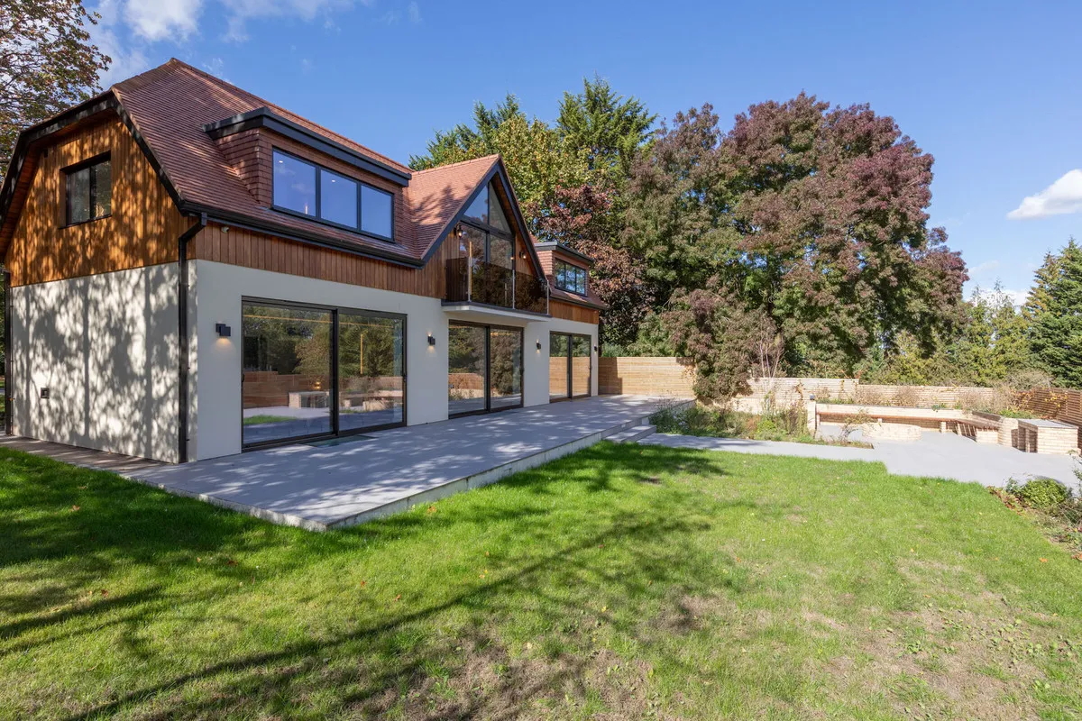 Astilbe Mansion, Brockley Hill, HA7, photo 36