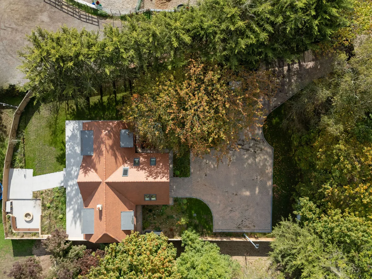 Astilbe Mansion, Brockley Hill, HA7, photo 34