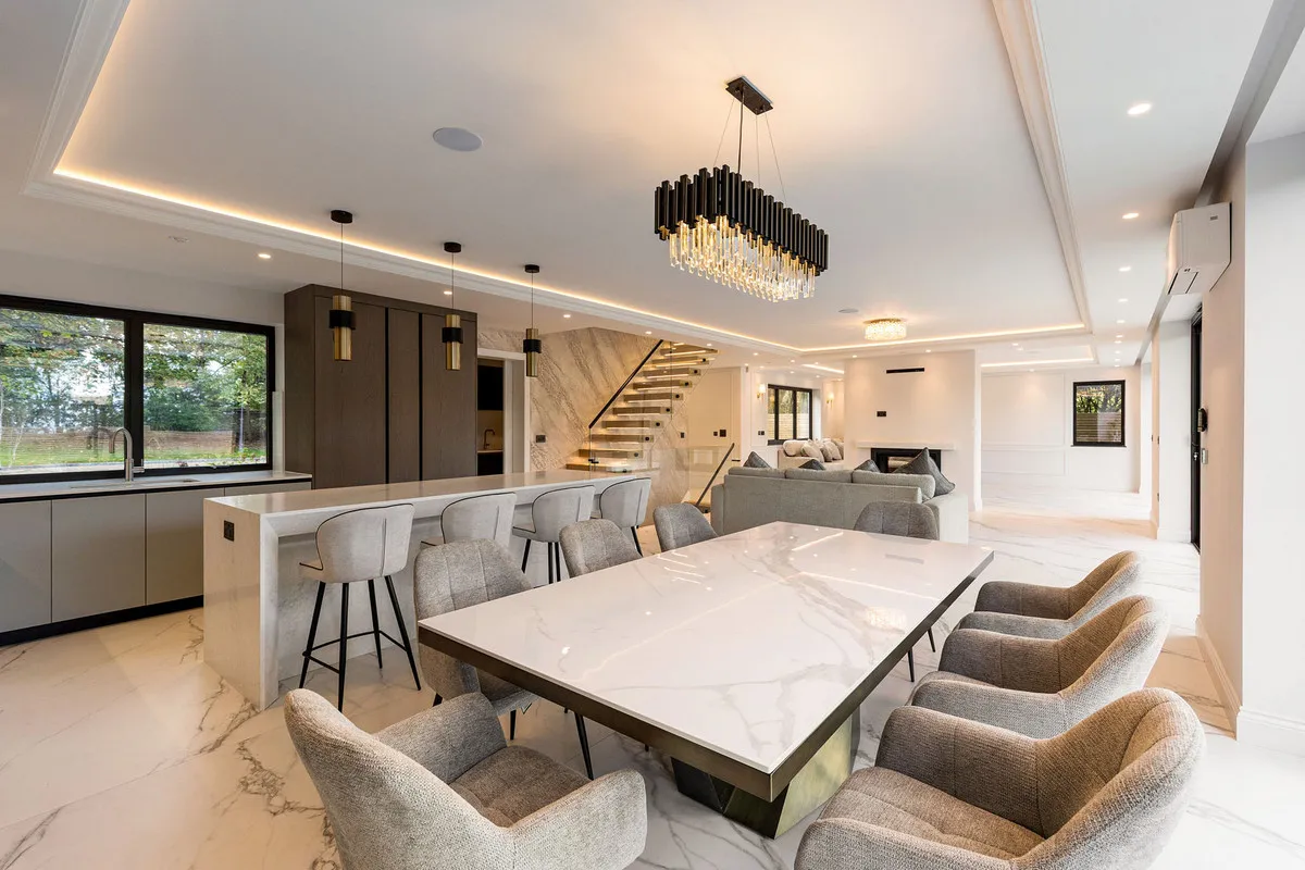 Astilbe Mansion, Brockley Hill, HA7, photo 11