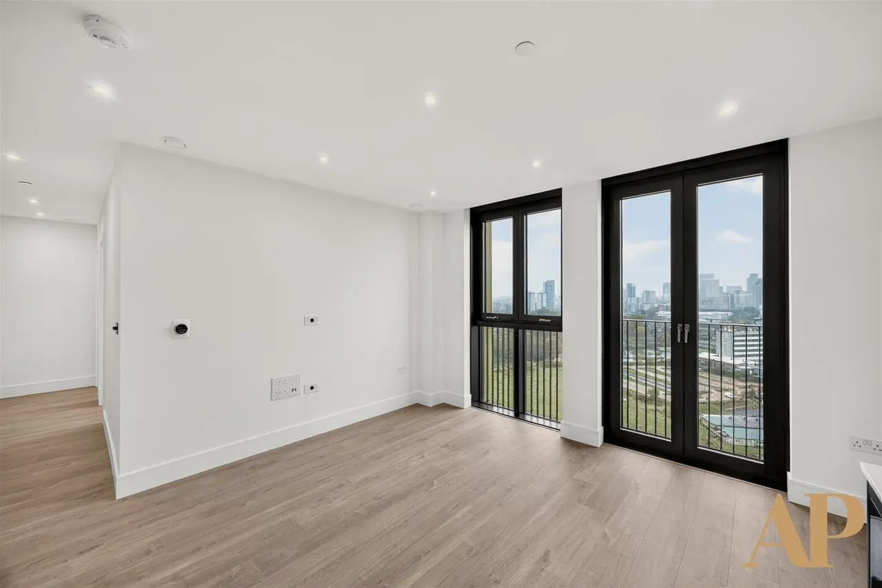 Twelve Trees Park West Ham, London, E16, photo 10