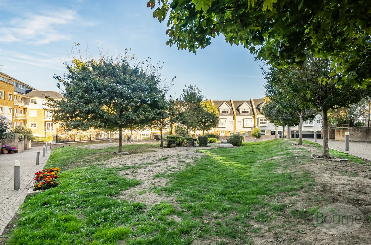 Flambard Way, Godalming, GU7, photo 18