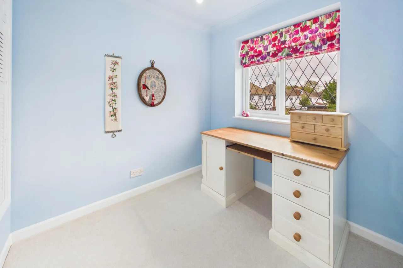 Tile Kiln Crescent, Hemel Hempstead, HP3, photo 11