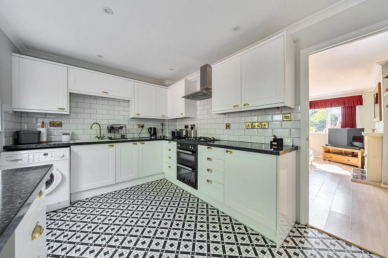 Durkheim Drive, Wells, BA5, photo 5