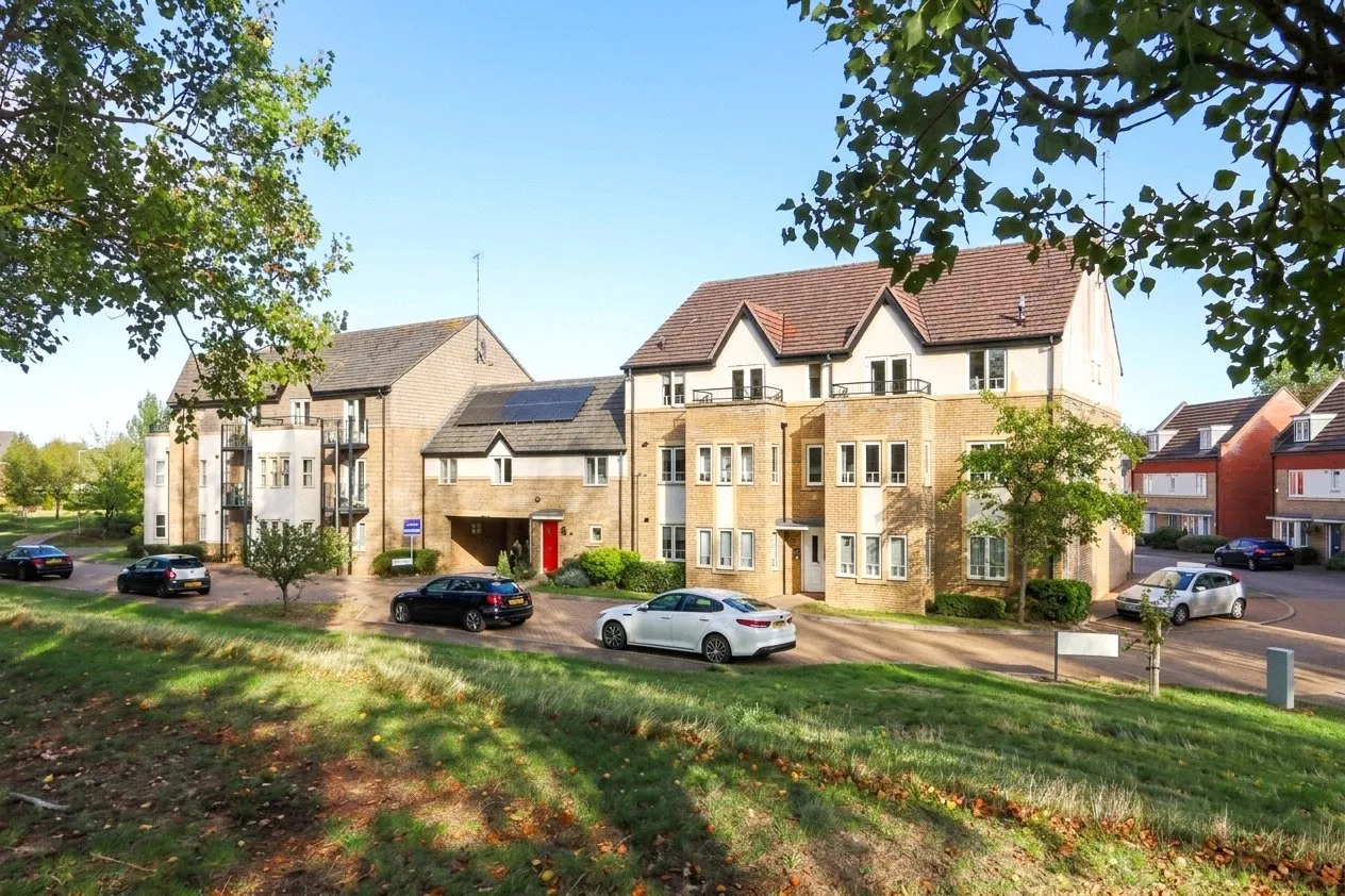 2 bed flat for sale, Willen Park