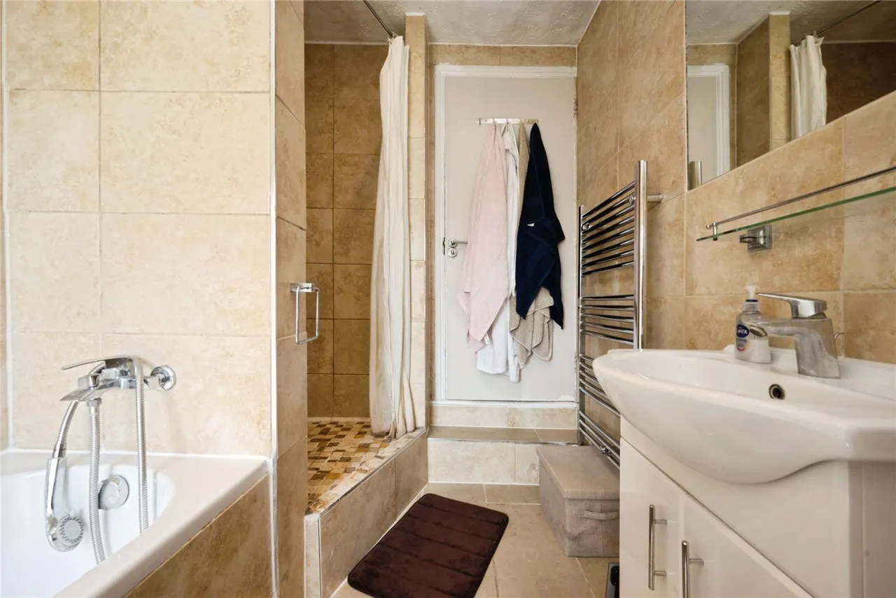 Regent Street, Leighton Buzzard, Bedfordshire, LU7, photo 17