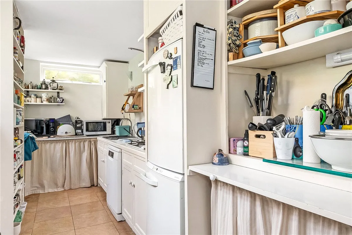 Althorp Road, London, SW17, photo 10