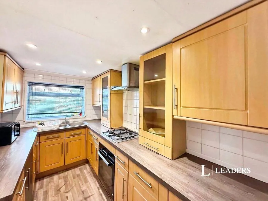 Henville Road, Bournemouth, BH8, photo 6