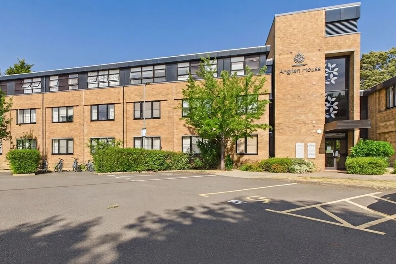 2 bed flat for sale, Ambury Road South, Huntingdon, PE29