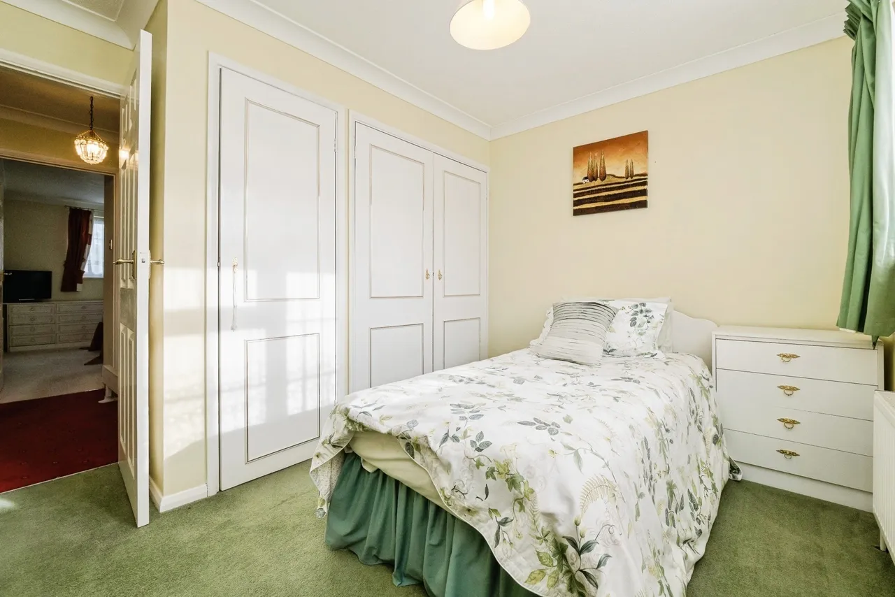 Ingleglen, Hornchurch, RM11, photo 9