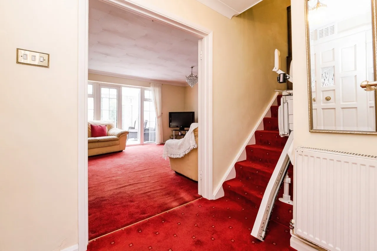 Ingleglen, Hornchurch, RM11, photo 11