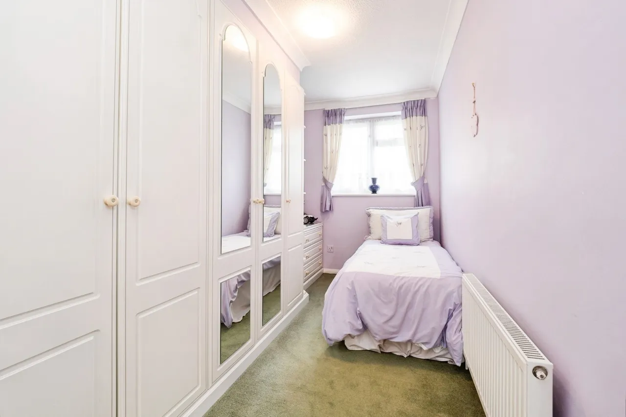 Ingleglen, Hornchurch, RM11, photo 15