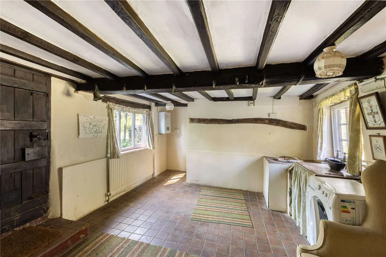 Hull Place, Sholden, Deal, Kent, CT14 0AQ, photo 6