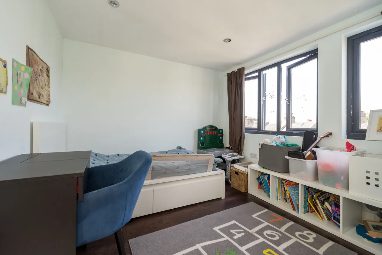 Fernhead Road, London, W9, photo 18