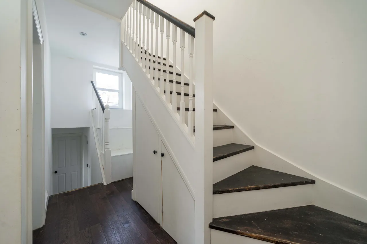 Fernhead Road, London, W9, photo 13