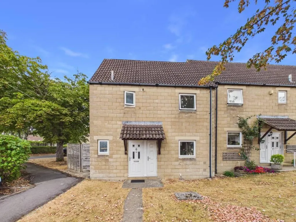 3 bed house for sale, Arnolds Way, Cirencester