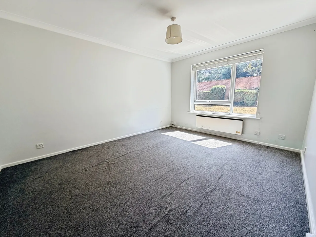 Fleet Road, Fleet, Hampshire, GU51 3PH, photo 3