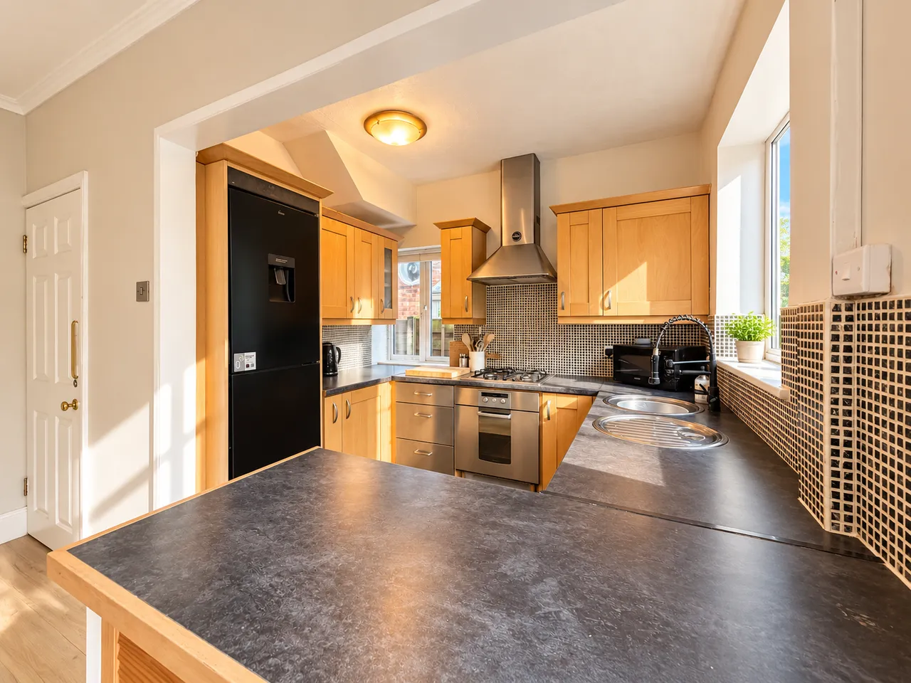 Sandringham Road, Bredbury, SK6, photo 12
