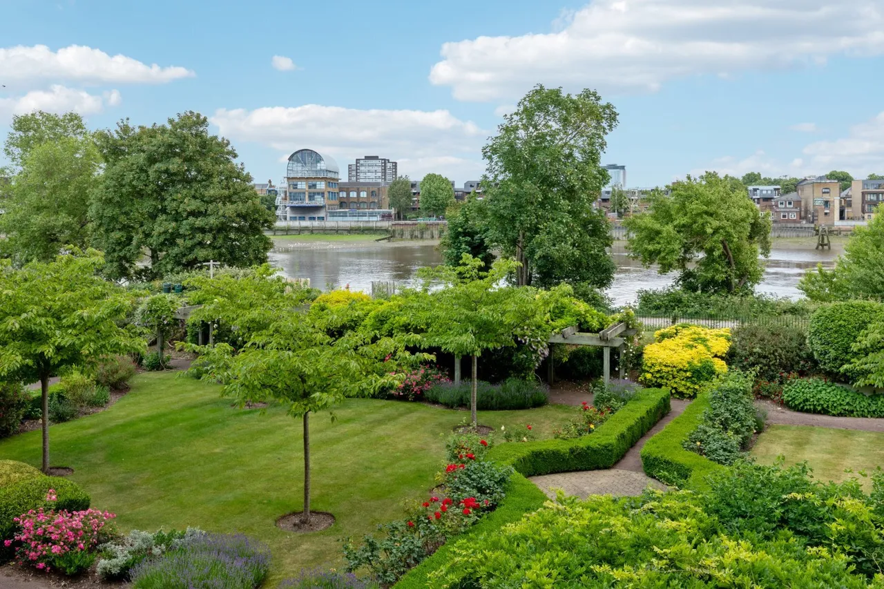 Wyatt Drive, Barnes, SW13, photo 7