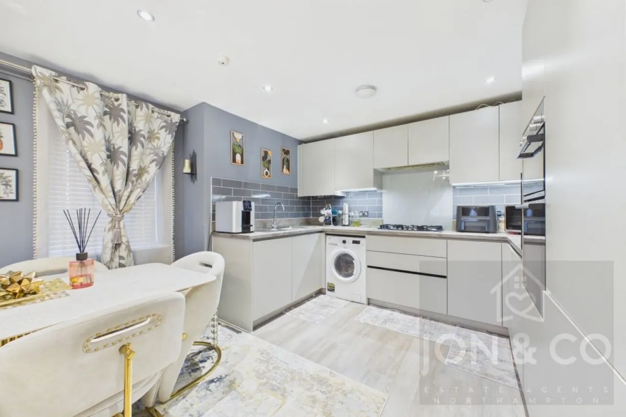 Buxton Way, Buckton Fields, NN2, photo 9