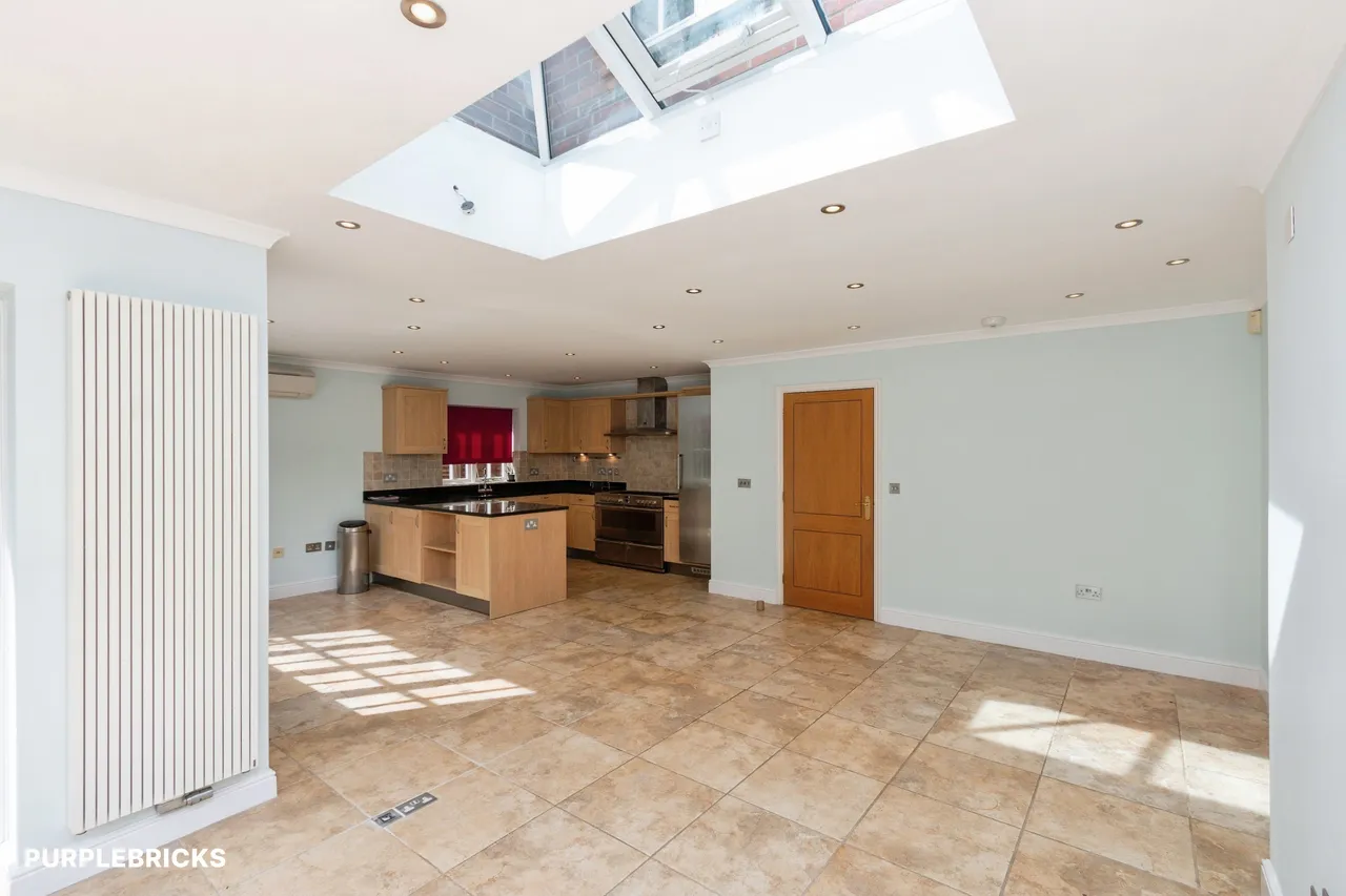 Streets Heath, Woking, GU24, photo 9