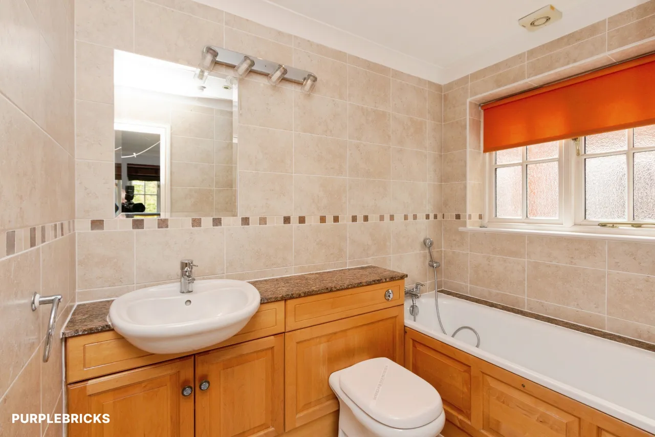 Streets Heath, Woking, GU24, photo 17