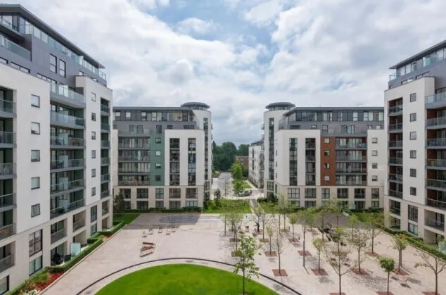 Pump House Crescent, Brentford, TW8, photo 7