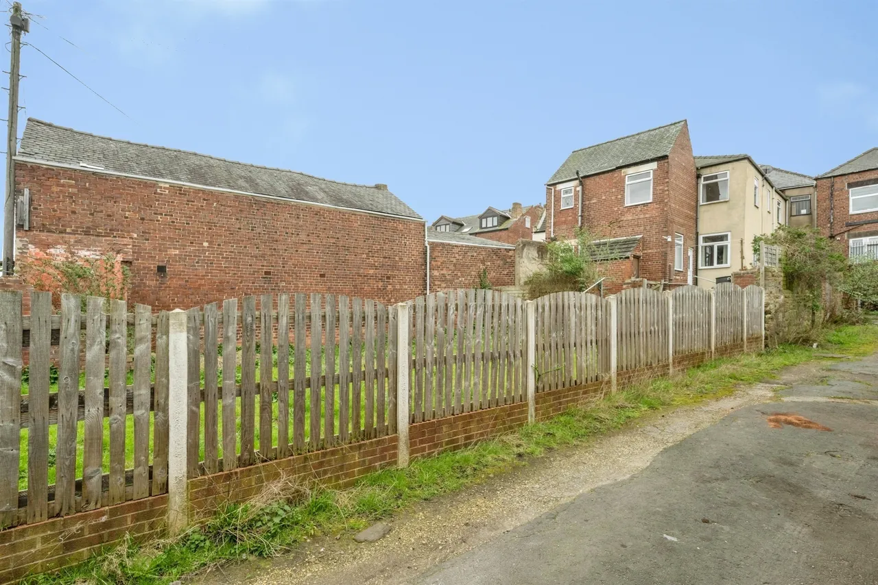 High Street, Wath-Upon-Dearne, S63, photo 17