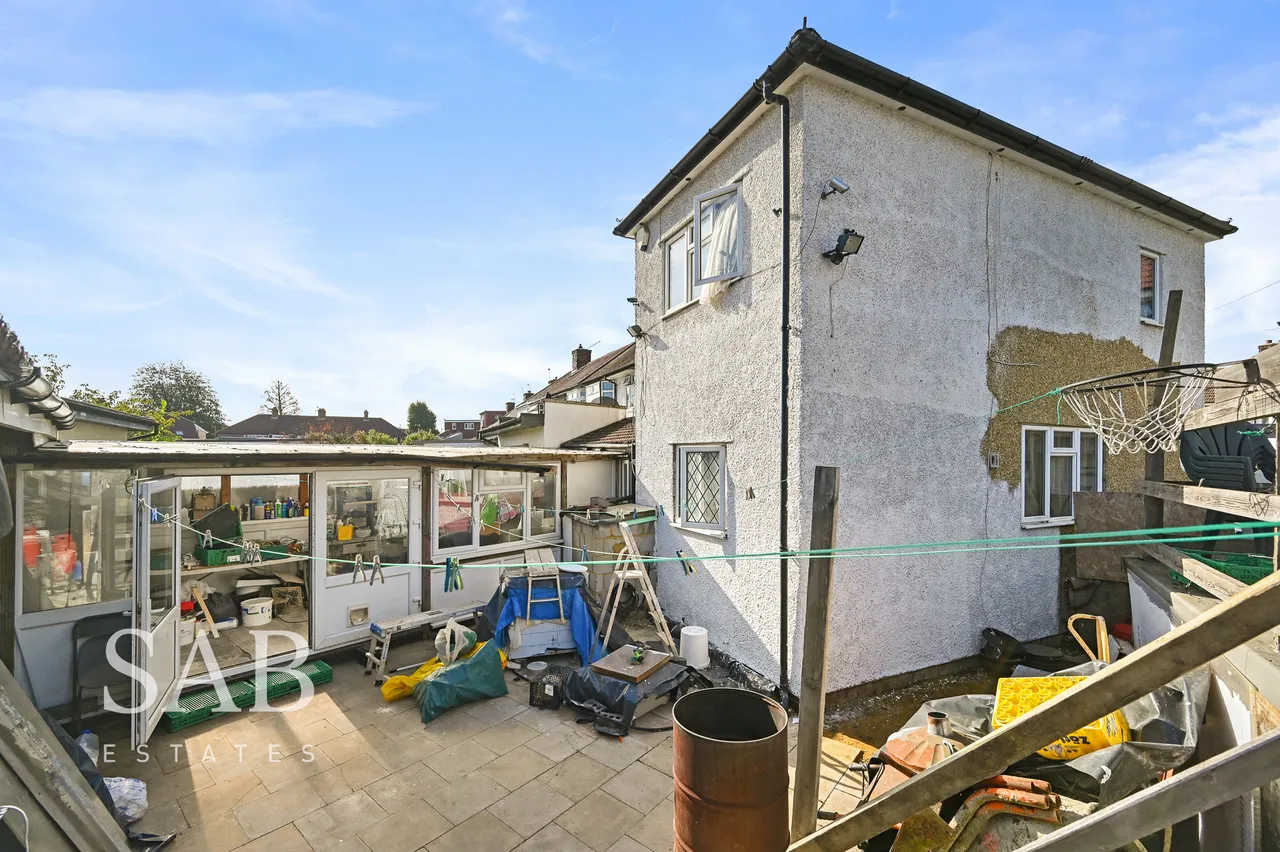 Hart Grove, Southall, UB1, photo 12